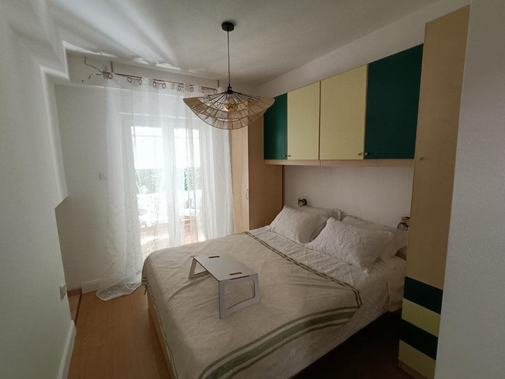Apartment with Terrace at Casa Valsecca in Krk - gallery image 1