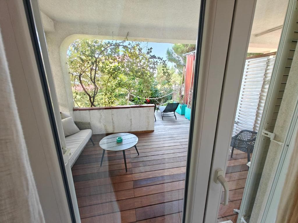 Deluxe Black Room at Casa Valsecca in Krk - gallery image 11