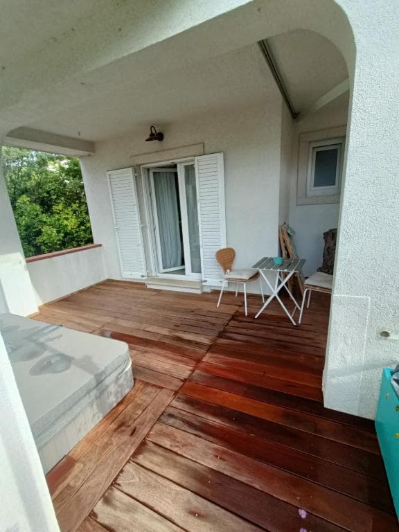 Deluxe Studio Apartment with Hot Tub at Casa Valsecca in Krk - gallery image 7