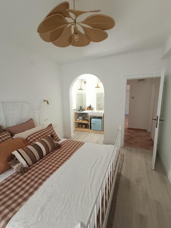 Deluxe Studio Apartment with Hot Tub at Casa Valsecca in Krk - gallery image 13