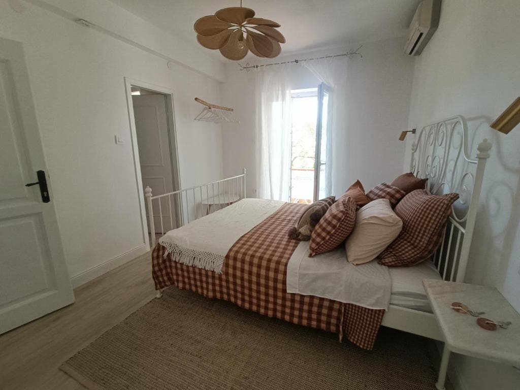 Deluxe Studio Apartment with Hot Tub at Casa Valsecca in Krk - gallery image 18
